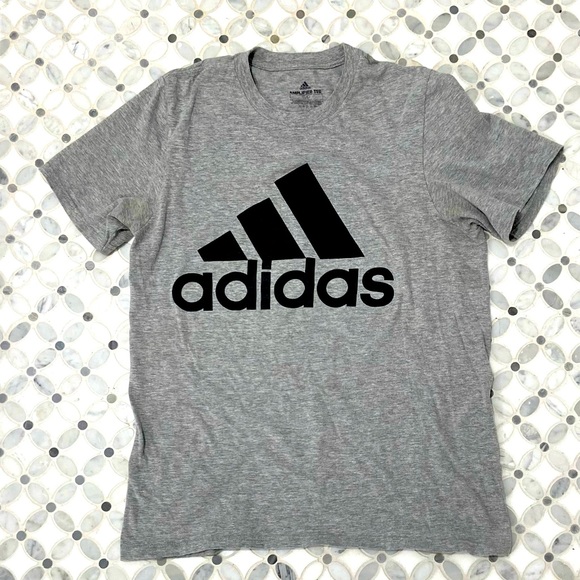 Men small ADDIAS amplifier gray tee. - Picture 1 of 3
